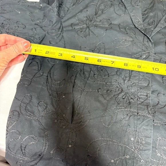 Lafayette 148 New York black sequin top with a button-down front and tie-wrap - Picture 6 of 9